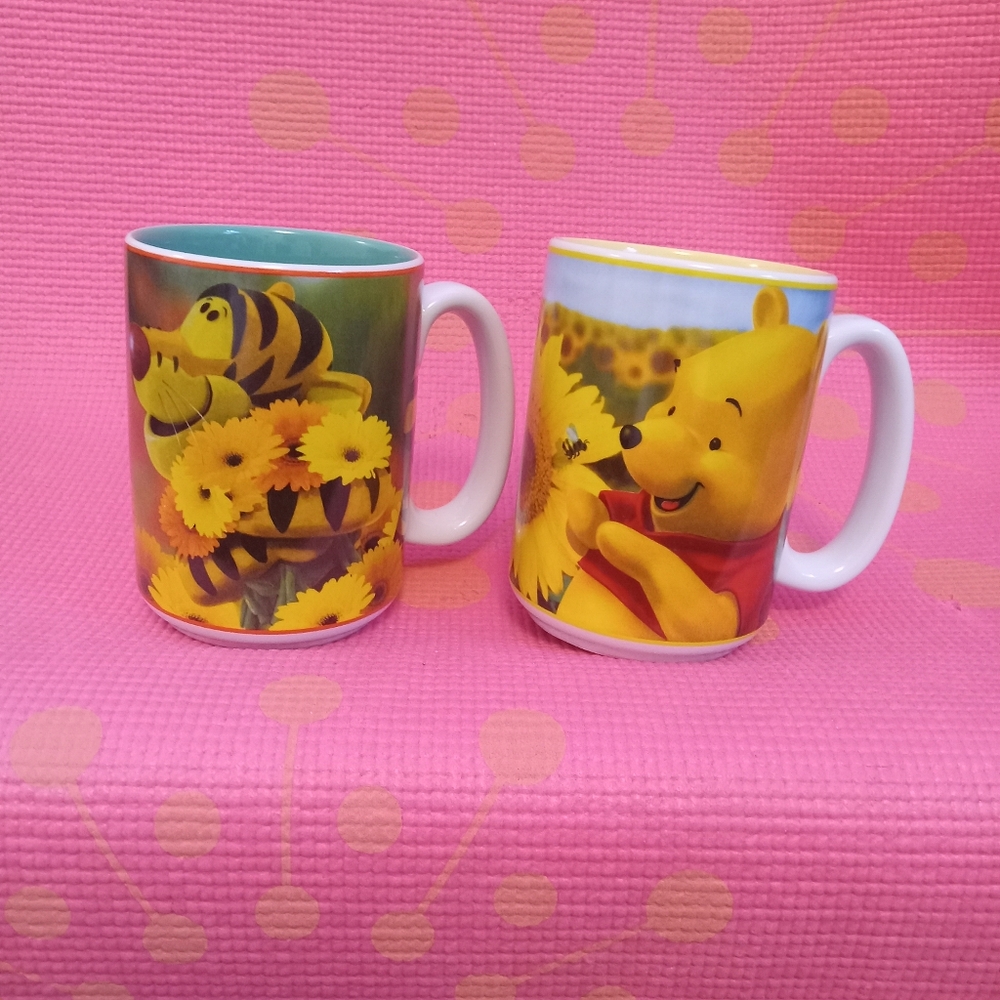 Winnie the pooh & Tigger sun flower honey bee Large coffe mugs